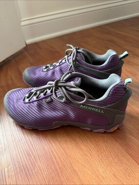 Merrell waterproof gore-tex hiking shoe, Lace-Up Trail Boots, EUC. Like-new! 11